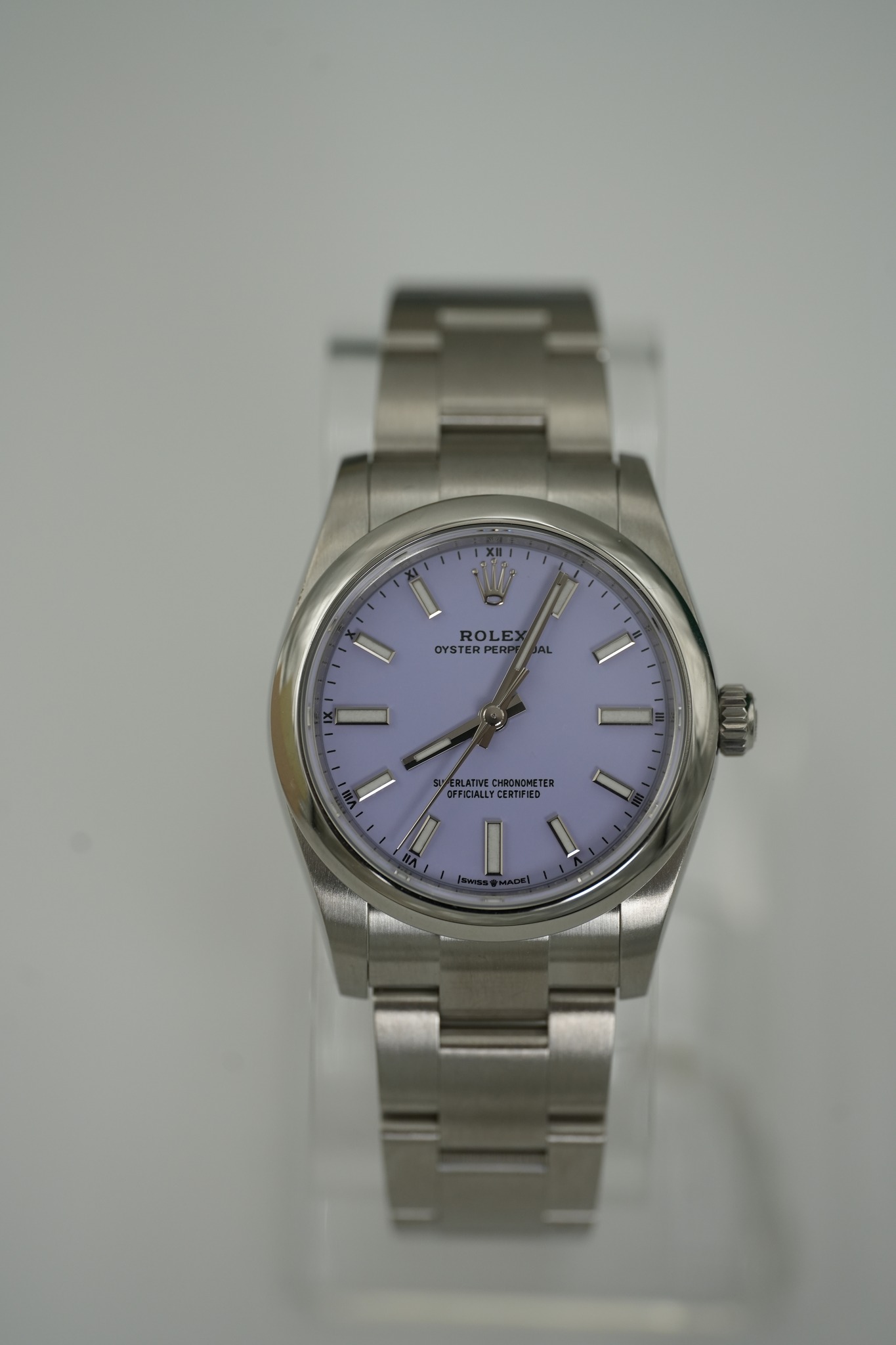 May be an image of wrist watch and text that says '1U ROLE OYSTERPERP PER OYSTER I ERLATINECHROROMETER CHRCNONETER FICIALLY FICALLYCERTFIED CERTFIED I'