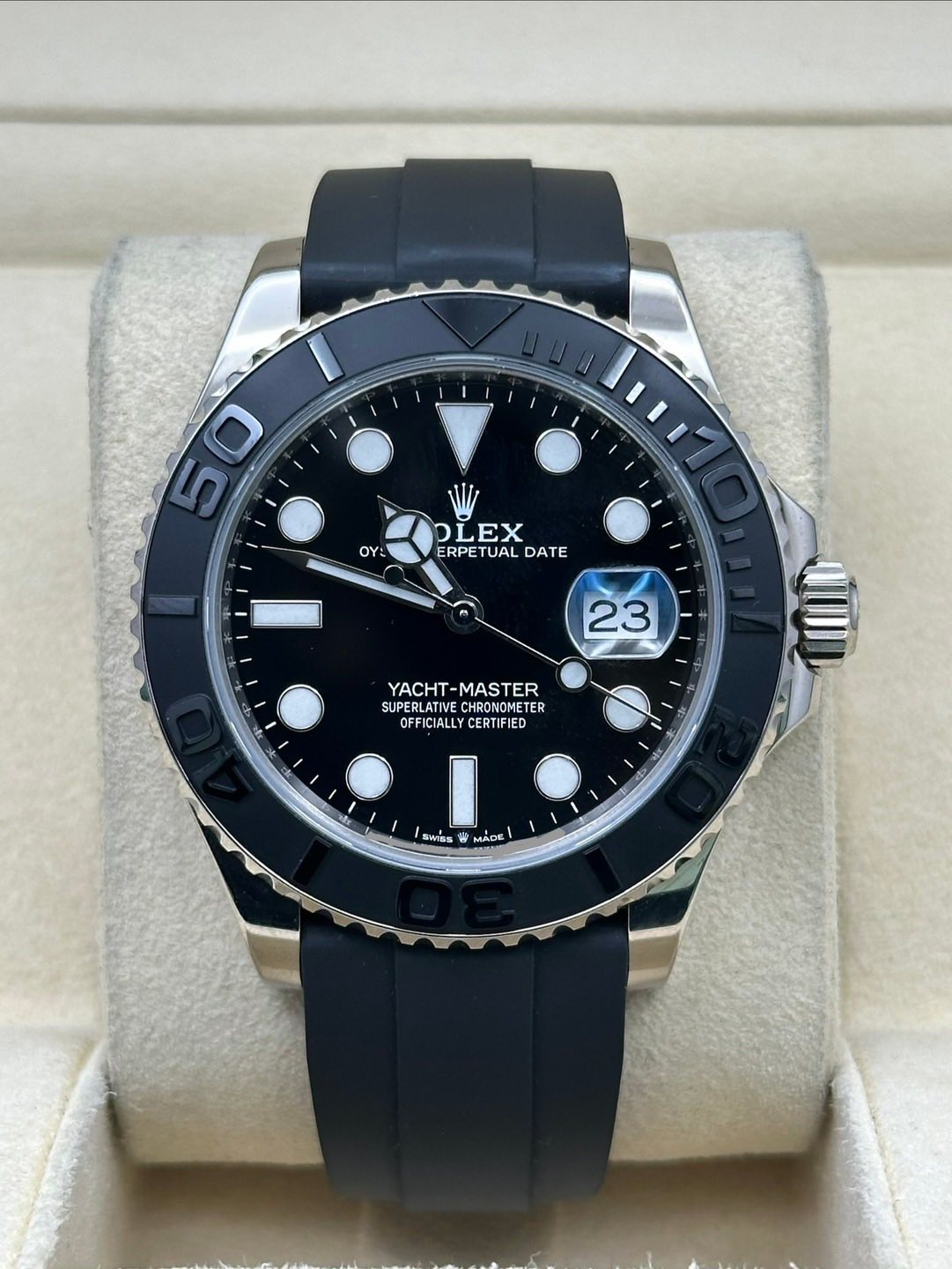 May be an image of wrist watch and text that says '50 0 5 OYL OLEX ERPETUALDATE ERPETUAL DATE 23 YACHT YACHT-MASTER MASTER SUPERLATIVI SUPERLATIVECHRONOMETER CHRONOMETER…