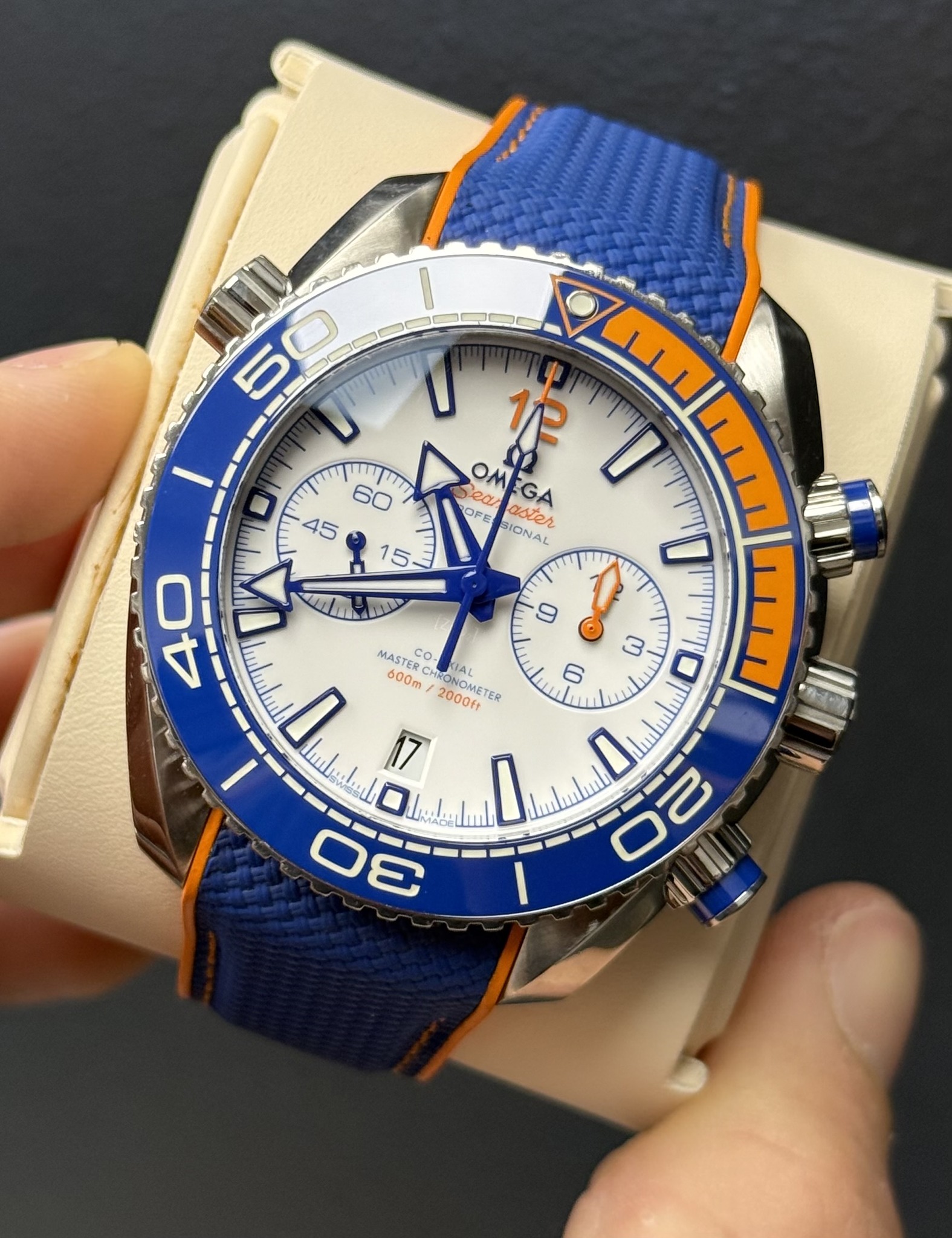 May be an image of wrist watch and text that says '50 5 n fr a OM OMEGA GA 1P Im สตา ORS ea SIONAL asier 15 ل١ 60 15 40 ー家 ከጥማማጣ u וישזיוחן m 1 ማማማማማጣ 6 MASTER 0- 600m CHN CHNON…