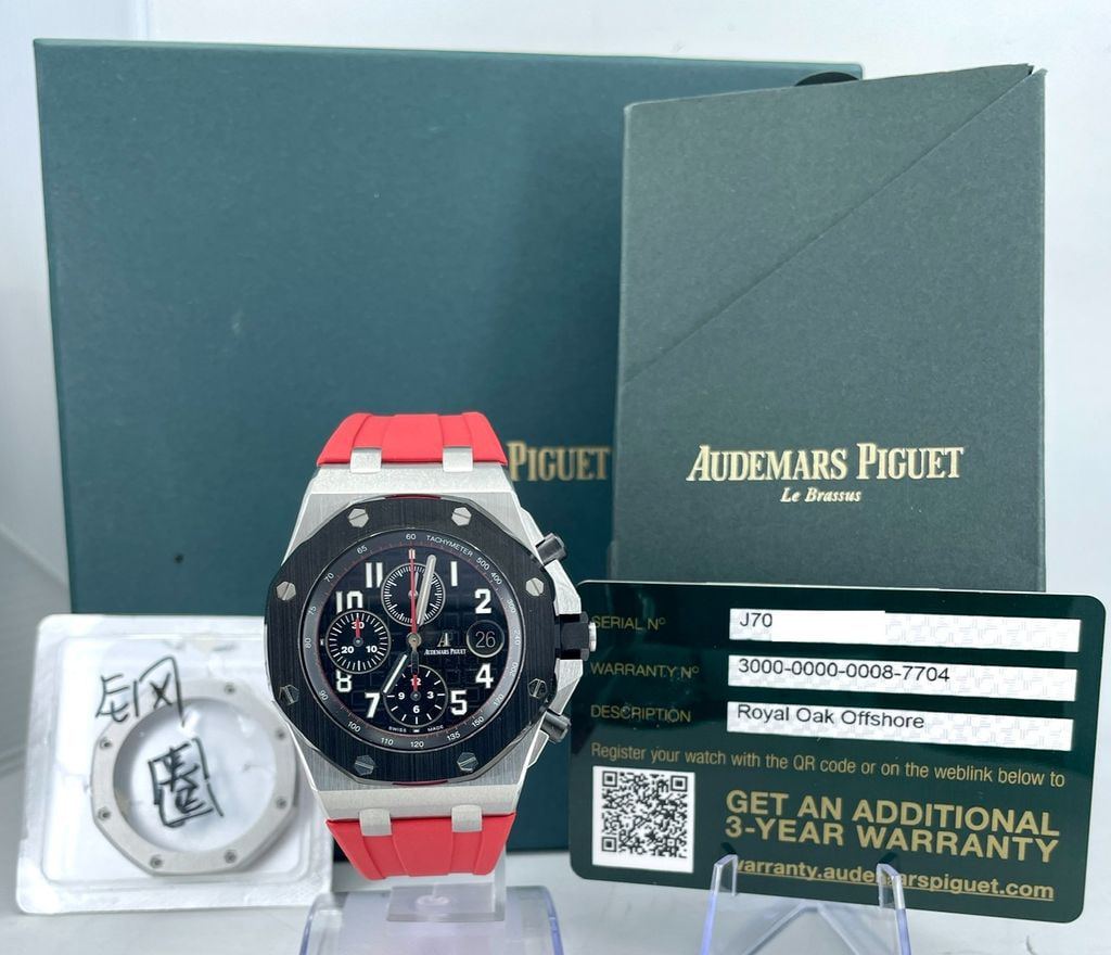 May be an image of wrist watch and text that says 'PIGUET NOMAETEO AUDEMARS PIGUET Le Brassus חן 2 20 P D 10- 0 J70 4 5 10 后× 티 聞 RoyalOakOffshore Royal Oak Offshore on лe…