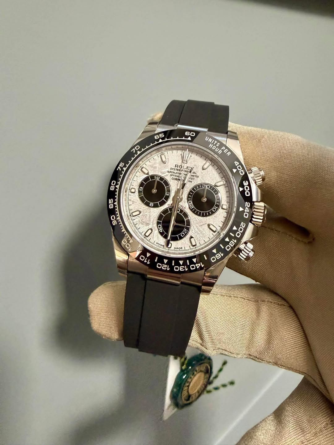 May be an image of wrist watch and text that says '65 حبد 60 70 75 RO LEX SITE 尺 80 D 3 13 6 0 N UNITS HOUR UNITSPER ER 400 300 иA 240 MÌNI D2 0 ம Di 0 O 40 OE 華 3 O W'