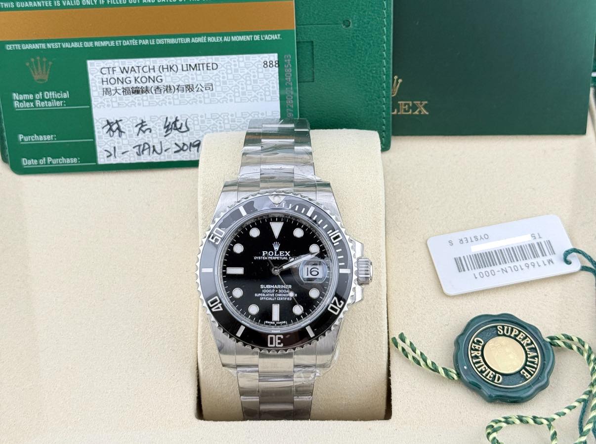 May be an image of wrist watch and text that says 'THIS GUARANTEE RANTEE 1 1S VALID ORLY GARANTIE N'EST VALABLE QUE REMPLIE DATEE ISTRIBUTEUI AGRÉÉ ROLEX MOMENT L'ACHAT. Name…