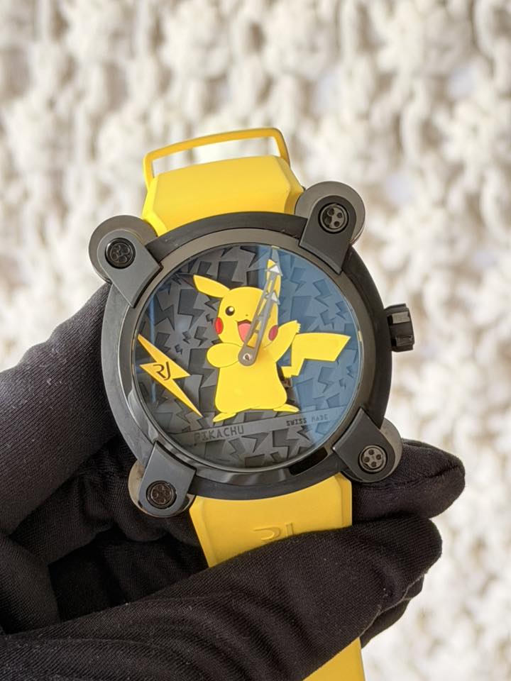 May be an image of digital watch and text that says '2 KACHU ሞኒርታ RADE'
