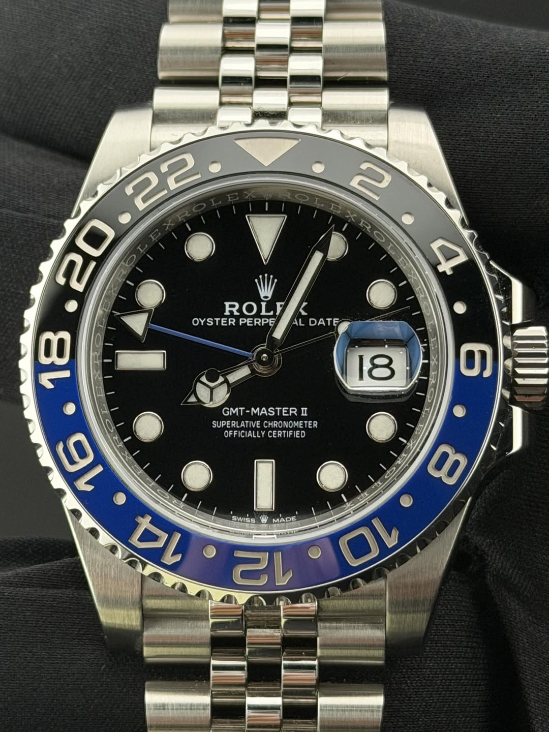 May be an image of wrist watch and text that says '22. 2 ROLEK K ROLP OYSTER OYSTERPERPE PERPE AL DATĘ 4 18 18 GMT-MASTERI GMT- n SUPERLATIVEC SUPERLATIVECHRONOMETER SU CHRONOMETER…