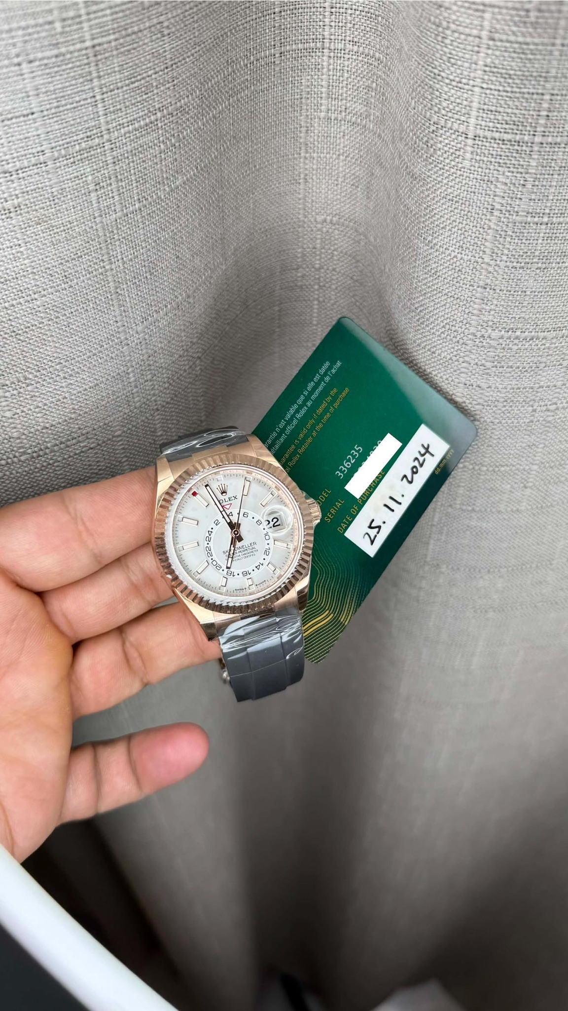 May be an image of digital watch and text that says '빙 림시 S 1 台 - ti t 3、 ማታ ج ስጅ . - ت V 7t 3ግ ت ፈጉ TR له ك'