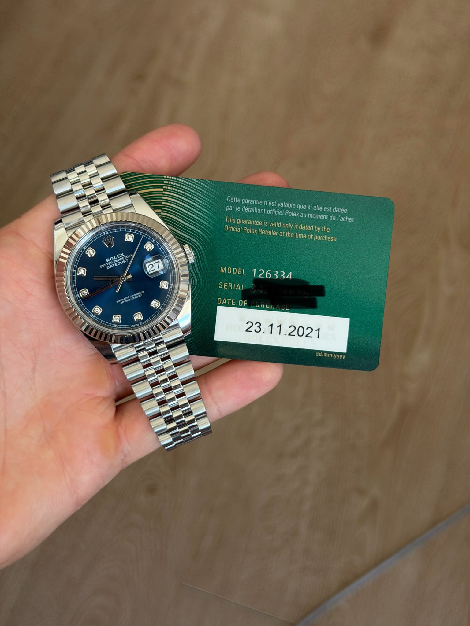 May be an image of wrist watch and text that says '3 D 。 Retailor Ethe imeof ofpurchase Cetto garantie valable 地s elia par 0SE datée ofticiol Rolex moment achar isguarantee valid…
