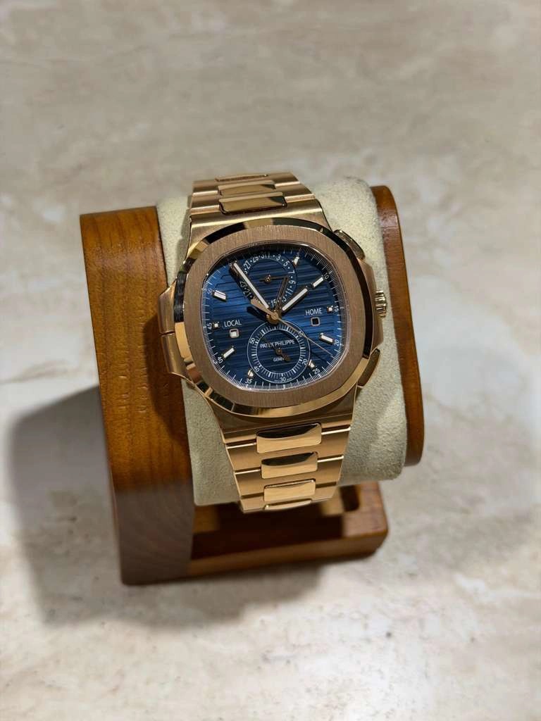 May be an image of wrist watch and text that says '1.42 4 LOCAL HOME ز I'