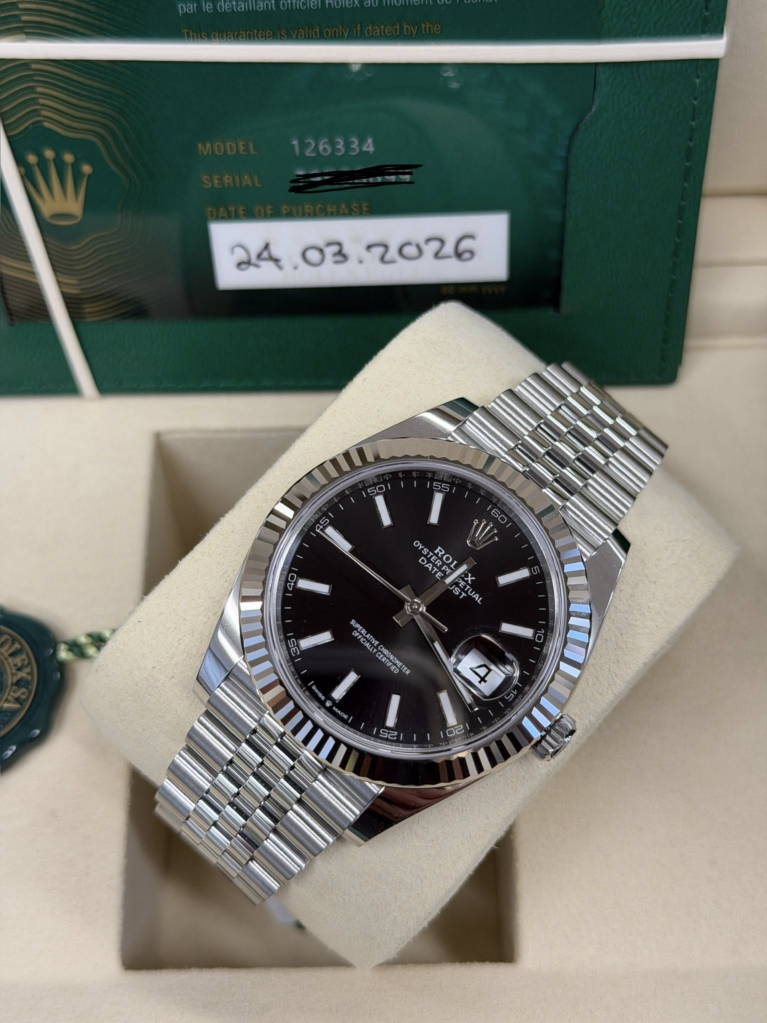 May be an image of wrist watch and text that says ' / لا! OY STERO DATE SROL ህት ERP RA PETUAL X Ror TO. O JST SYUA Petu BPMArИ CORONONETER se 4 בן oν Oe 然 iT U II'