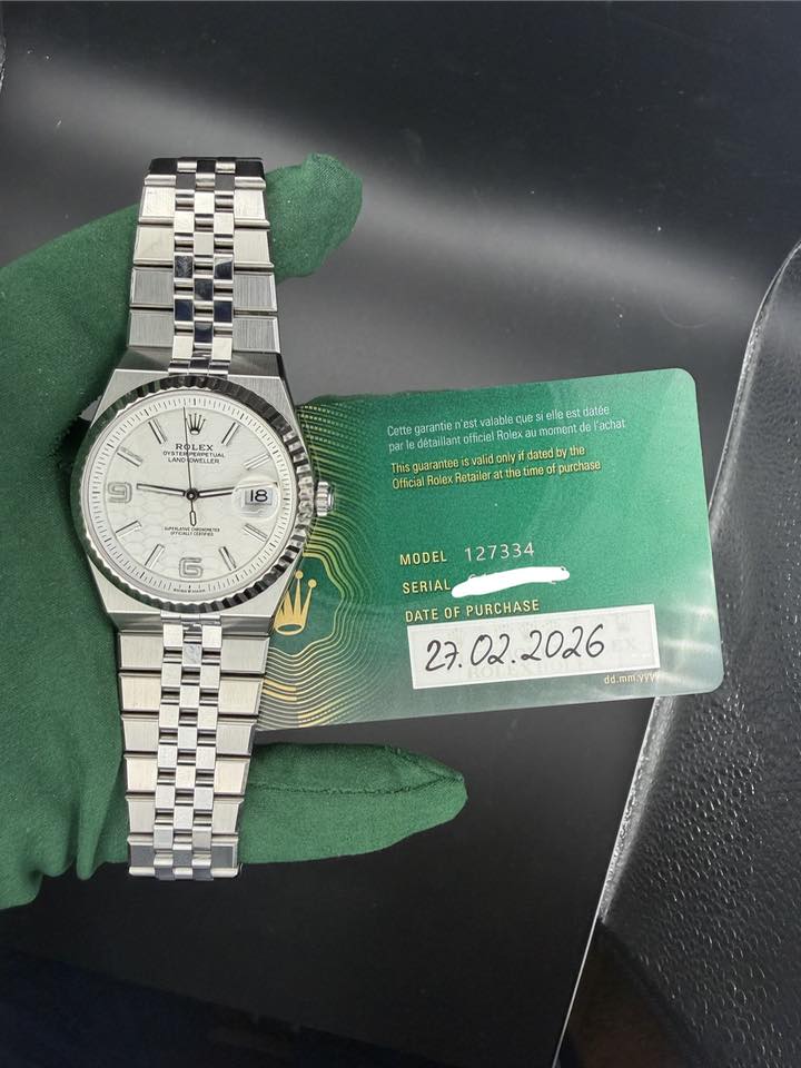 May be an image of wrist watch and text that says '亚 OYSTEC ROLEX LAND TECPERPETUA LER மர que clle ESt datéa Cette garantien ost alable momento nomon l'achat par ladétaillantoffic…