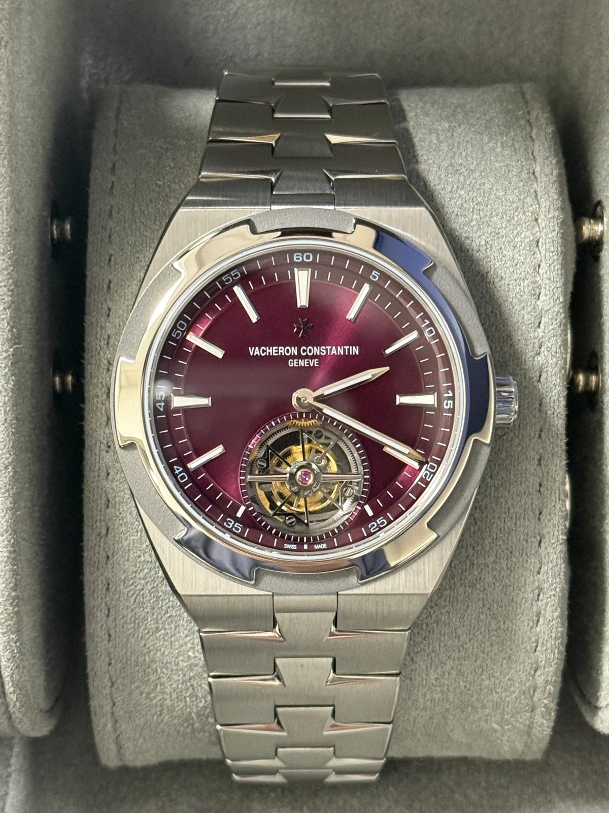 May be an image of wrist watch and text that says ' VACHERONCONSTANTIN VACHERON CONSTANTIN GENEVE 10 45 I imim PC 5n ۸ MAM4NT/T 7 心 a 22 35 G5 HCE MACK MACE ဟု'