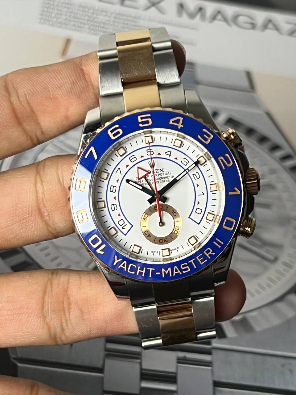 May be an image of wrist watch and text that says 'MAGA A PERL EXU EX RPCTUCTO JAL CERTFED SECEMETE DERCEER ดี ם 4O / Il YACHT YACHT-MASTER ACH ャリ'