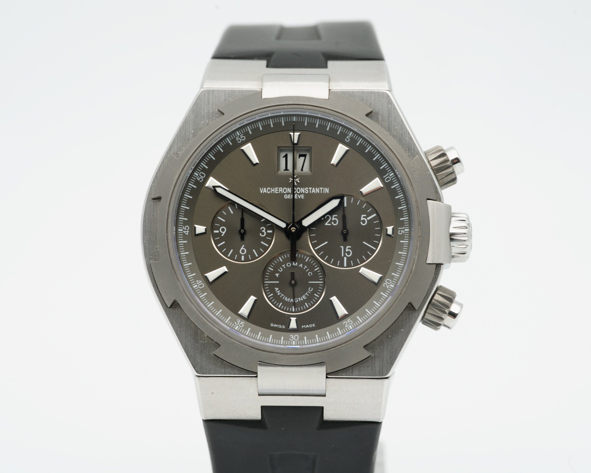 May be an image of wrist watch and text that says ' ي VACHERON CONSTANTIN GEI Cy6 10 语 45 45 9 I' T rm MAG N NET 38 SATSS MADE 0'
