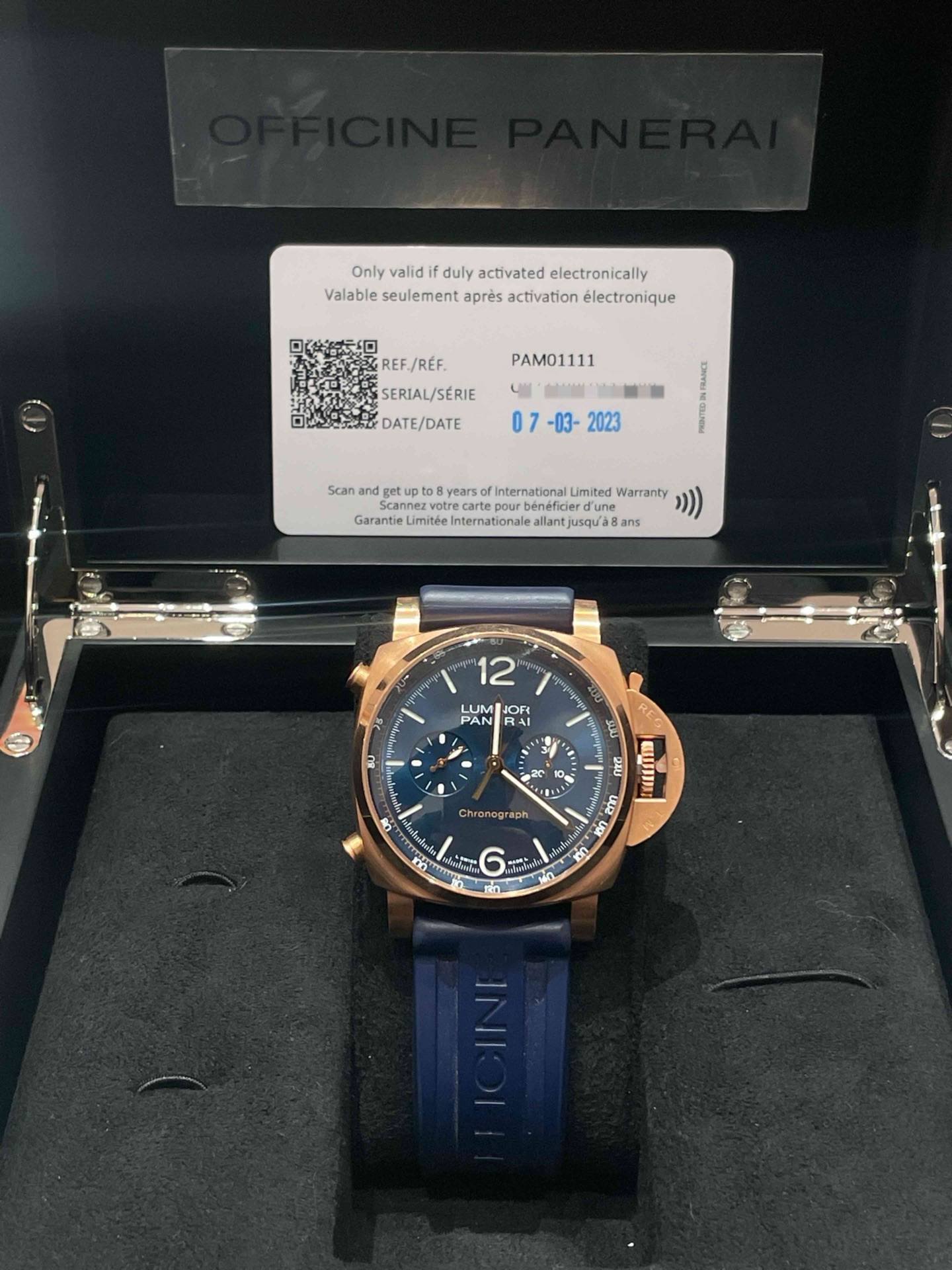 May be an image of wrist watch and text that says 'validi duly activated electronically Valable seulement après activation électronique REF. REF./RÉF /RÉF. SERIAL/SERIE…