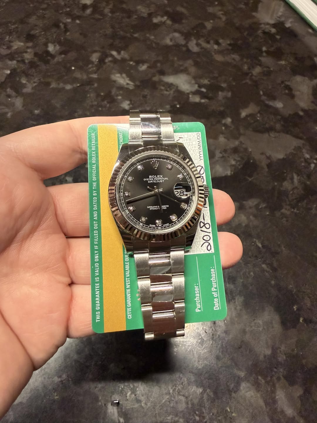 May be an image of wrist watch and text that says 'da/WW/AMM ROTERPE ROLEX ብኖ ن 勝) 맞드 ل شقن ts RETAILER ROLEX OFFICIA THE BY DATED AND OUT FILLED IF ONLY VALID Is EI GUARANTEE…