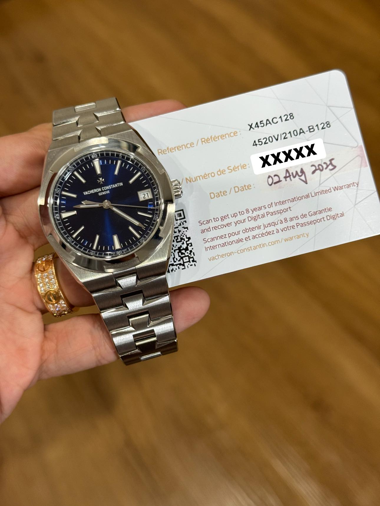 May be an image of wrist watch and text that says 'dO የ' CONSTANTIA VACHERON GENEVE 21 45 95 X45AC128 4520V/210A-B128 Reférence Reference Numéro de Série: XXXXX 200্য5 Date/…