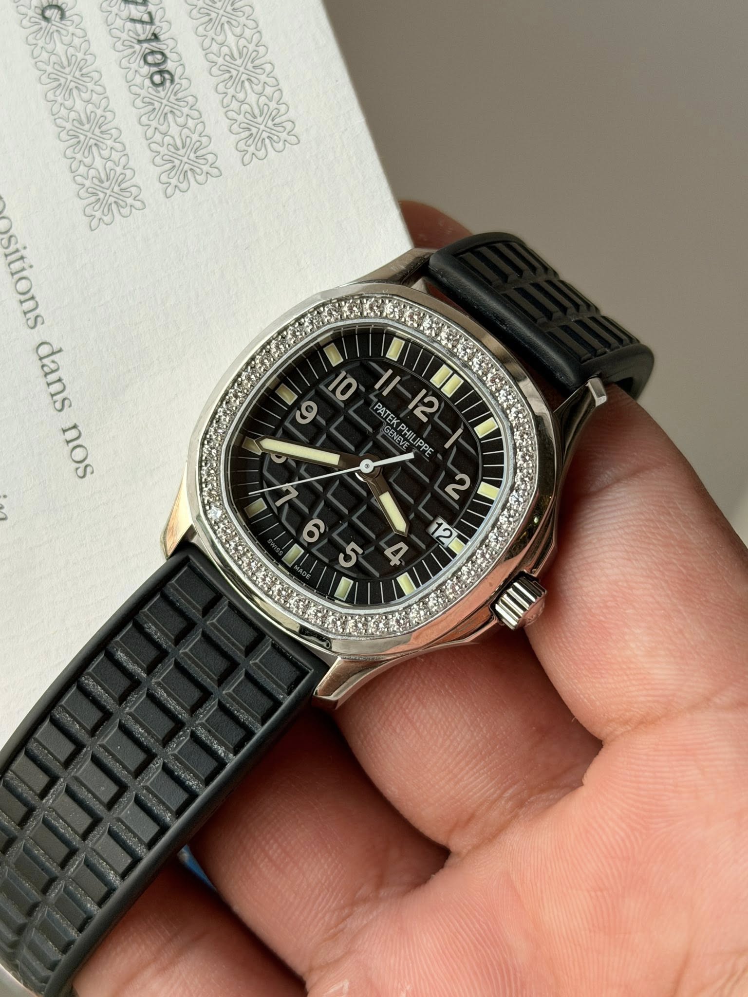 May be an image of digital watch and text that says 'ositions dans dans nos আ 10 9 PATE 12 ENFy A PH PHIU IL PHILIPP OPF 2 12 5 م IIII'