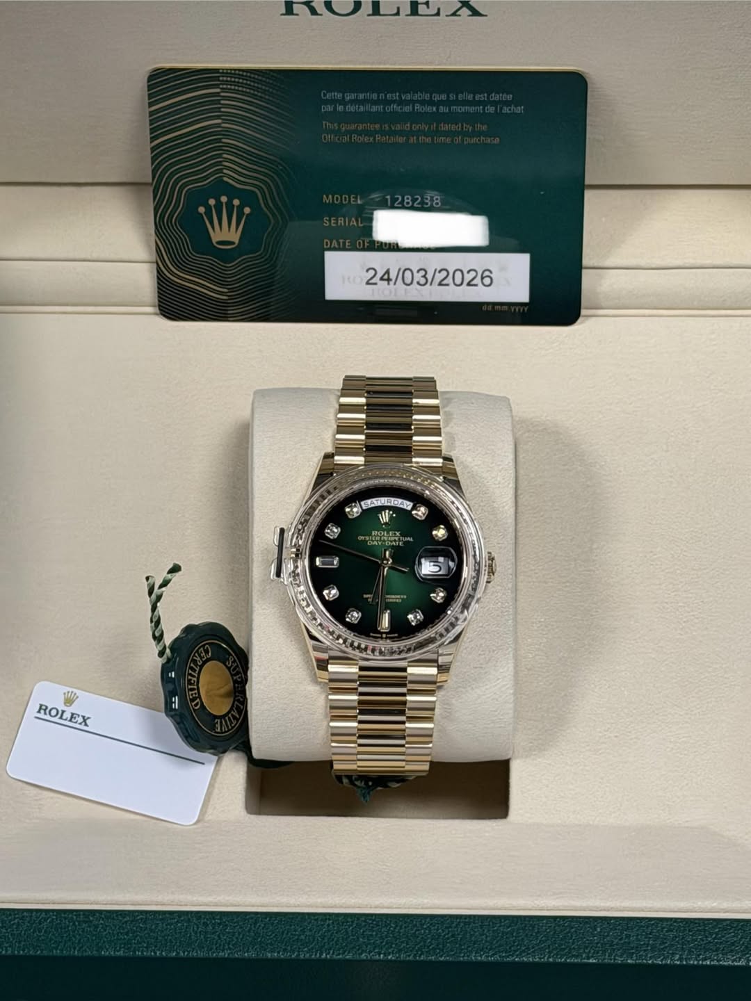 May be an image of wrist watch and text that says 'ΠΟΣиx 24/03/2026 6 CATURRAY 通 ود TGAT TRM Α A + 1 ROLEX ROLEX'