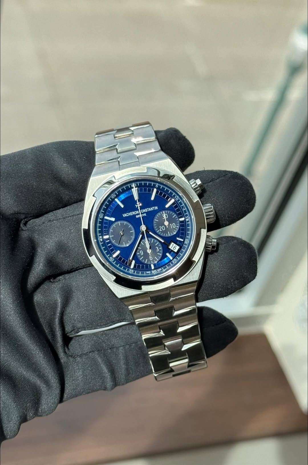 May be an image of wrist watch and text that says 'ያ" ع" ل ሆም ፕይያ' CHSTANTIN VACHERON EVE 0 20 0 0- ها AL 1 R ? ٨ 9 1 16 ١ مرین'
