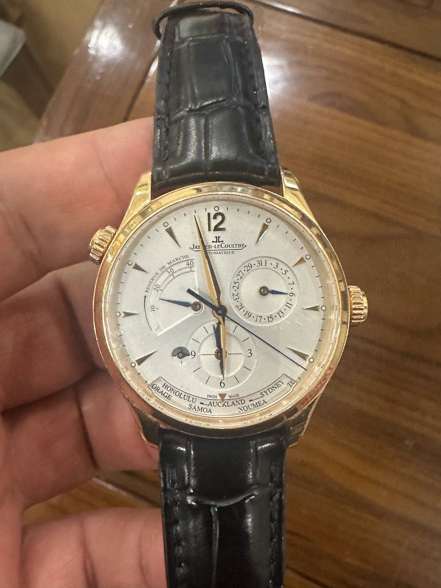 May be an image of wrist watch and text that says 'O 12 مال R-LECO ECOLLTEY CDMATIONE- mina 0 AI KaлeHb 08 パ2 30 30 O •5 • ٥ - ن な من I וזי 9 3 OORAGE ORACE AGE HONAEULU SWES OR…