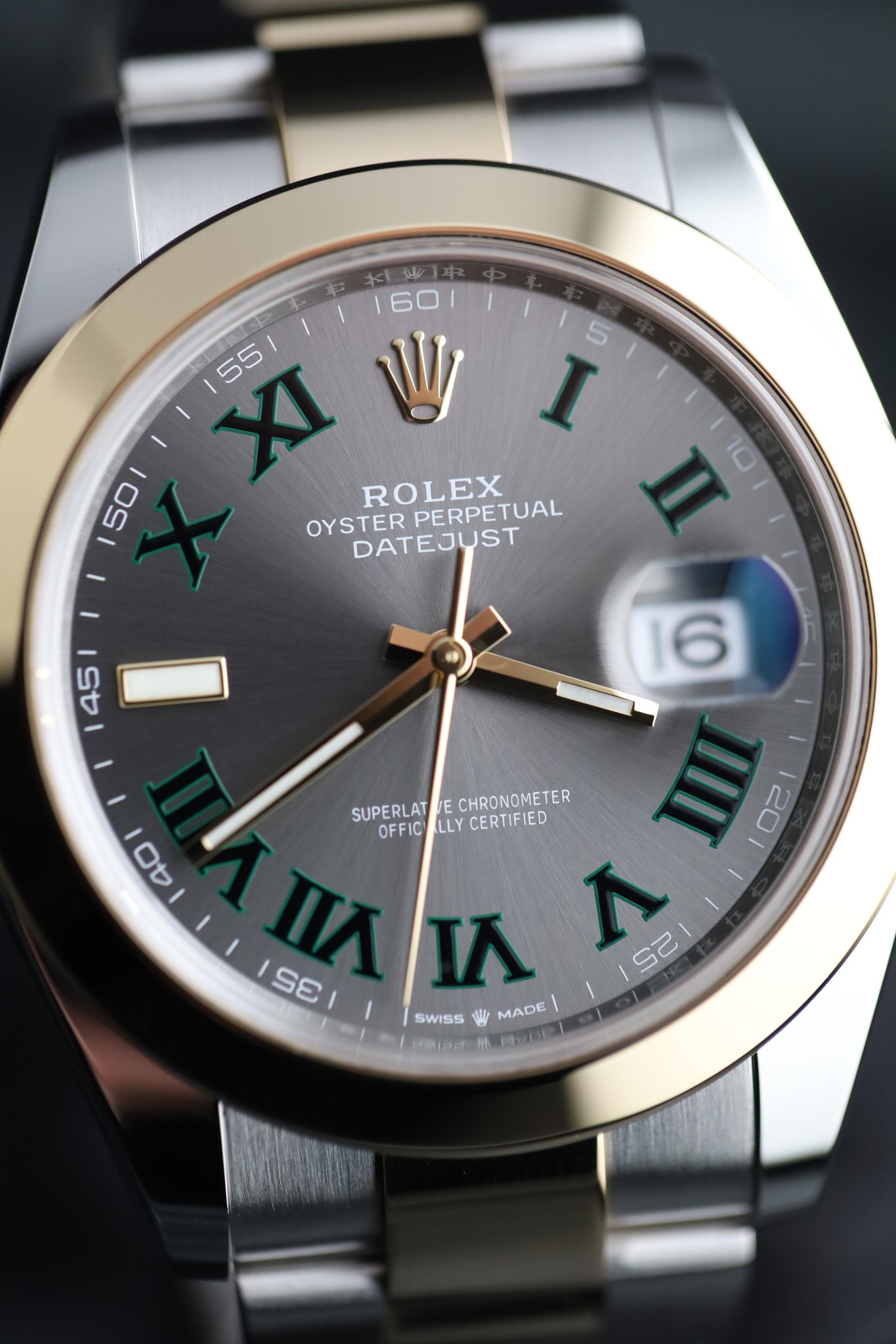 May be an image of wrist watch and text that says '木1 SV 601 F 55/ 50 50 ROLEX OYSTER PERPETUAL DATEJUST DAT 45 45 5 I II 10 10 16 ع SUPERLAT SUPERLATME.CHRONOMETER E…