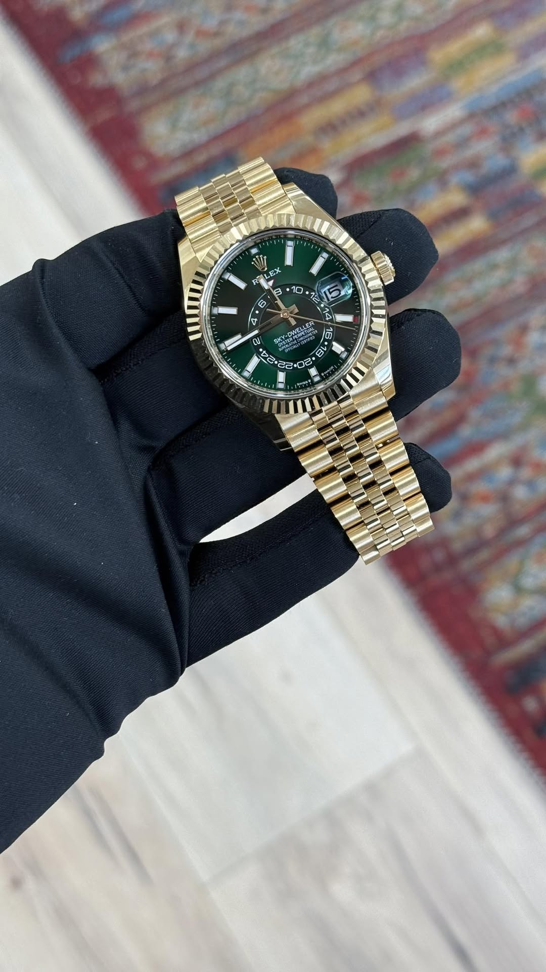 May be an image of wrist watch and text that says '1 ወገሩ LEX EX LE - • 0 1 ግ ى ن 6 ጀን ወትት 10 号 8 T1 22 पল DE जক'