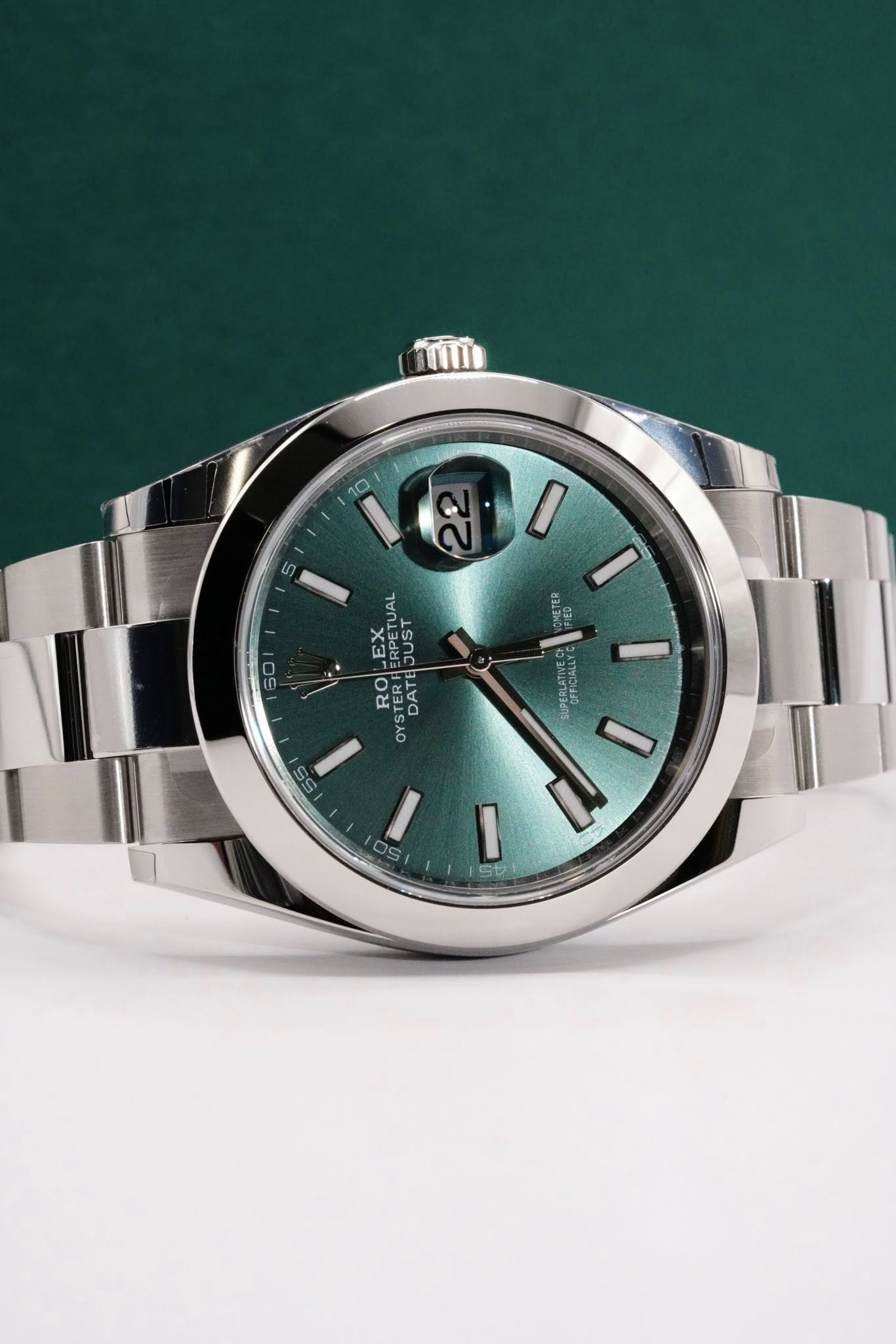 May be an image of wrist watch and text that says '10 5 I 50 UAL EX RO JUST DATEJUS DATE ROLEX DE OY Se I ป S'
