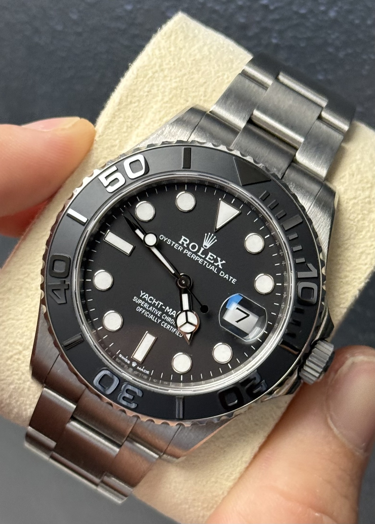 May be an image of wrist watch and text that says '50 MypyA OYSTER ROLEX OYSTERPERPETUALDATE EX TUAL PERPE DATE SUPERLATIVE OFSIATIVE MA YACHT OFFICIALLY CERTIFIED INOR CHRO+ 7…
