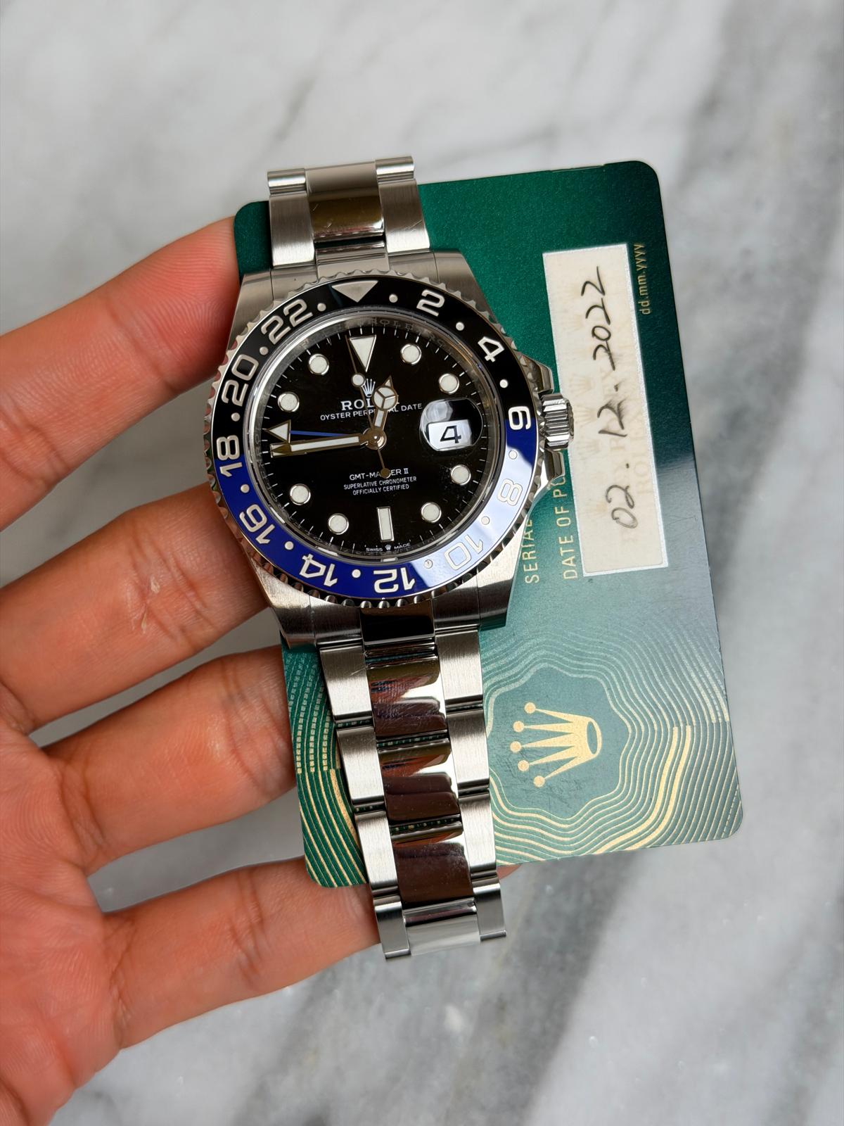 May be an image of wrist watch and text that says '2 D ROI DATI 2 22 کے 20 18 16 DL 4 ERS 2022 mm.yyy dd. 6 L P 12. 02 SERIAL OF DATE O ロレ O 己0 ๖ اا ب'