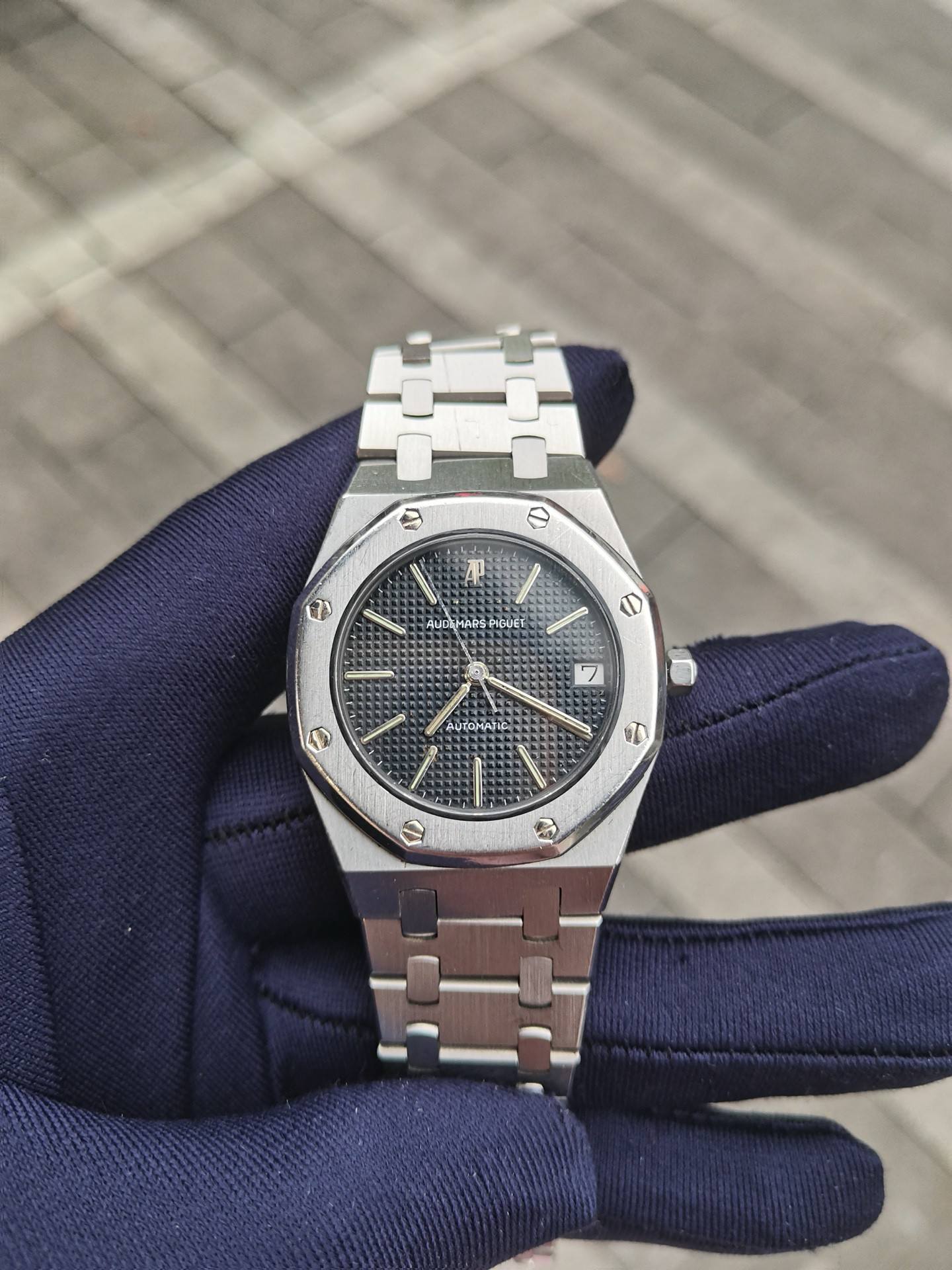 May be an image of wrist watch and text that says '2ે ಜ AUD AUDLHARS MARS PIGUE e ٧ S D ΆυΦΟΜΤΙΩ 1 D'