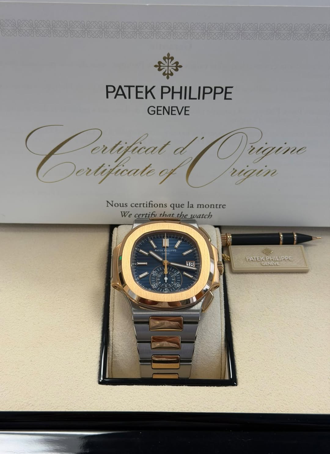 May be an image of wrist watch and text that says 'Α PATEK PATEKPHILIPPE PHILIPPE GENEVE Cafu I' Oertificate Ortezine Prizine rigin Nous certifions que la montre We…