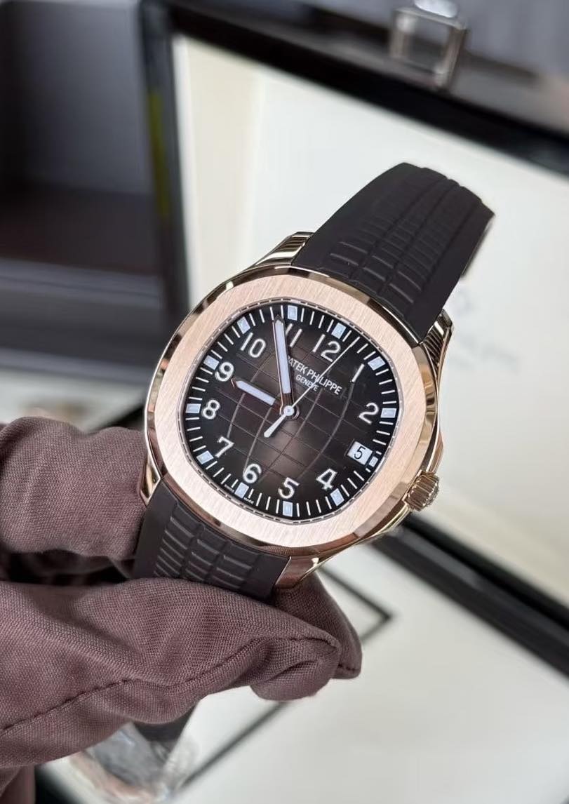 May be an image of digital watch and text that says 'ATEK فا KPHU JPPE 12 GENE KPH 2 10 ம 8 1 ግ 5 y G 4'