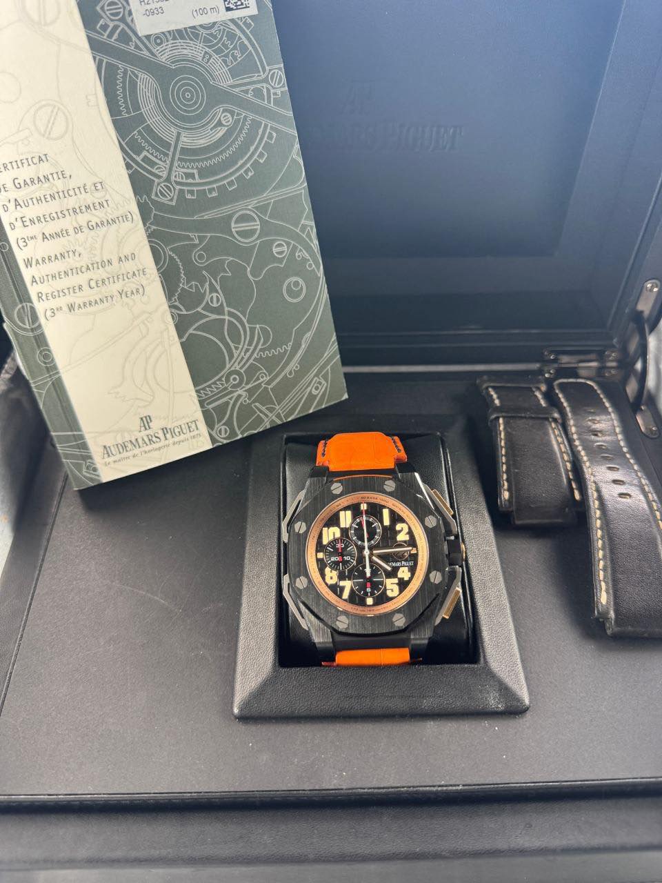 May be an image of wrist watch and text that says '-0933 (100m) INOUET RTIFICAT E D' D 'ENREGISTREMENT GARANTTE) 'A E GARANTIE, ET (3tm ANNEE WARRANTY, AUTHENTICATION…