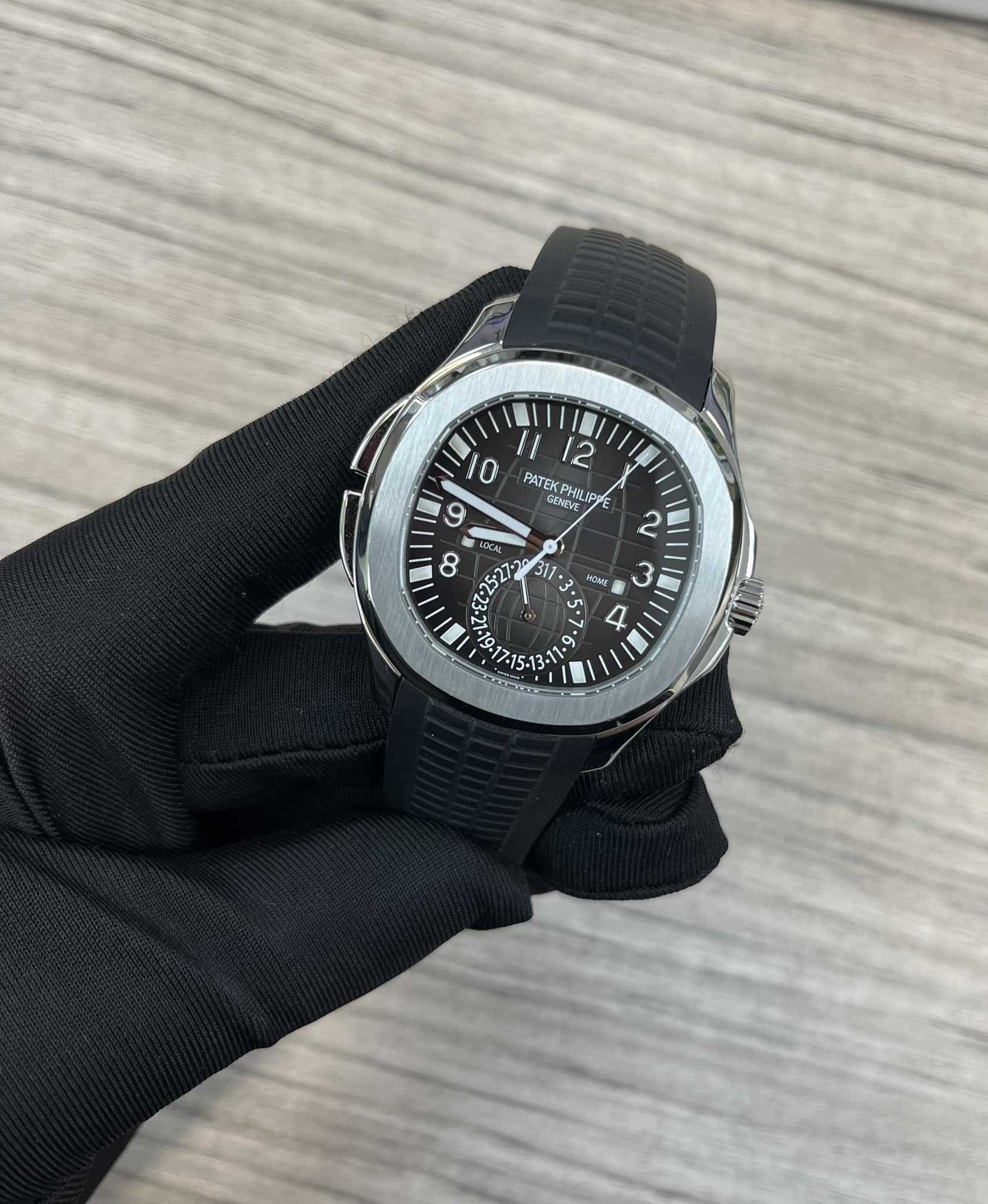 May be an image of digital watch and text that says 'I 12 12 10 PATEK PATEKPИP GANVE KPΗHAPИ IPrC 9 GENV JOCA 2 ထ 30·25 יאכא . ا *11. ف 13-11'