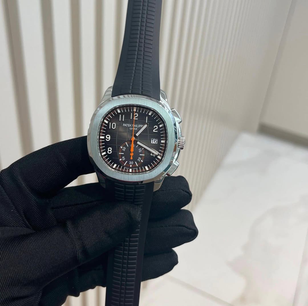 May be an image of wrist watch and text that says '1I 0 12 PTEK ALFF HLFP FP - ॐ 품 3 30 1 ب 5= 5 : TN I מעעקז'