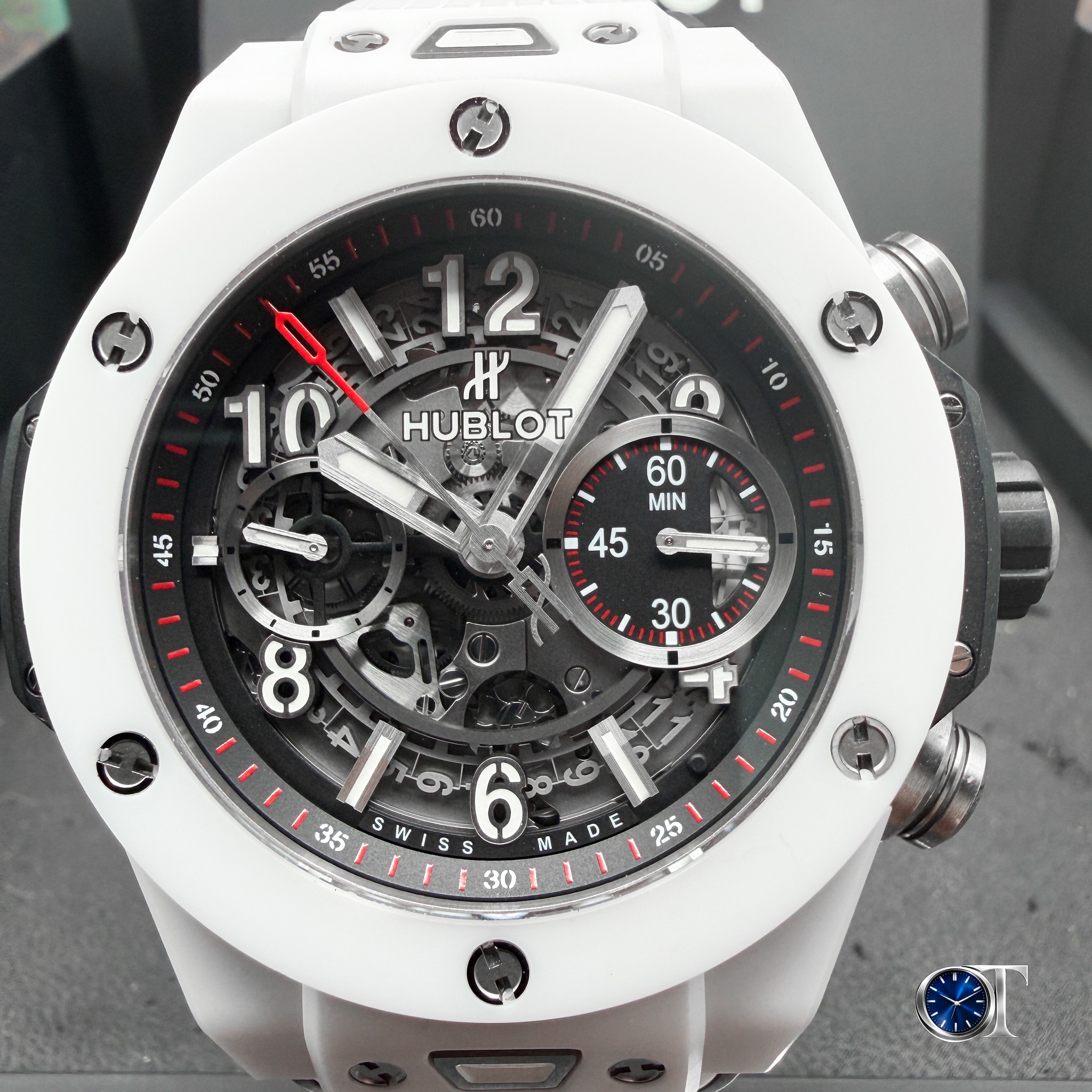 May be an image of wrist watch and text that says ' H HUBLOT 10 45 60 MIN ၁ oV I 07 ممز 0 $ S sMsSs W D S S M A D 谷 30 Gu OT'