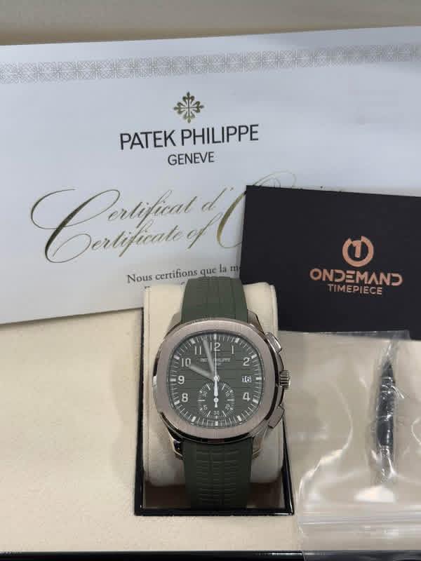 May be an image of wrist watch and text that says 'PATEK PATEKPHILIPPE PHILIPPE GENEVE Coatifun Dertificale Nous certifions Nouscetifionsquela que N IMEPIECE 1 2 I 0 תשויר…