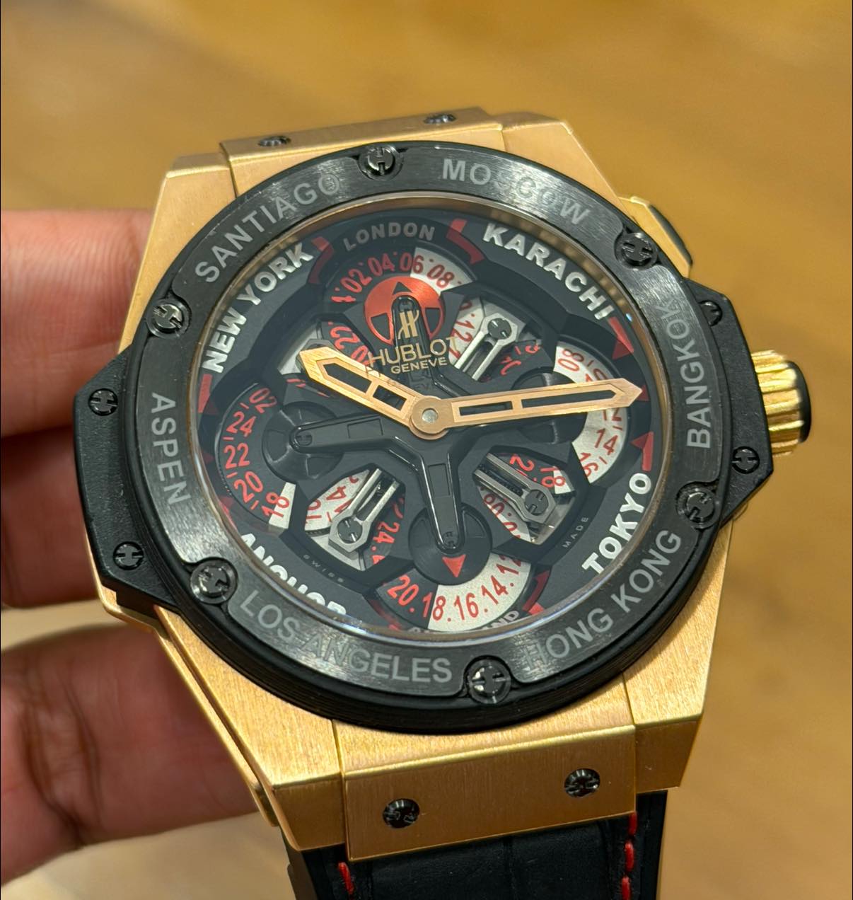 May be an image of wrist watch and text that says 'MOkGOW BOW MO 508 KARACHI O BANGK GENEVE HUBLO श्री 2 4 ဟာ ॐ SANTIAGO YORK ቦት ح Μ3Ν ASPEN 122,2% 黒2焼お KONG LOSANIGELES PELE…