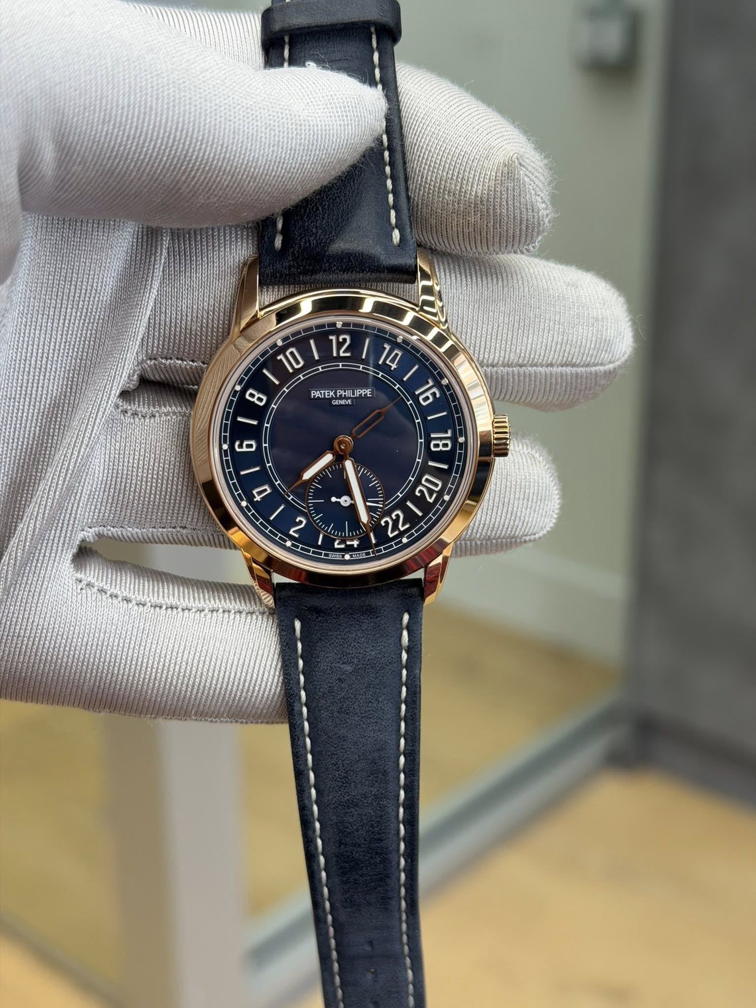 May be an image of wrist watch and text that says 'T PATEX PATEXPHILIPPE IK.PH PHIL HILIP IPPE 16 6 யயர் 0 18 I 20 ८8 4 2 2 A'