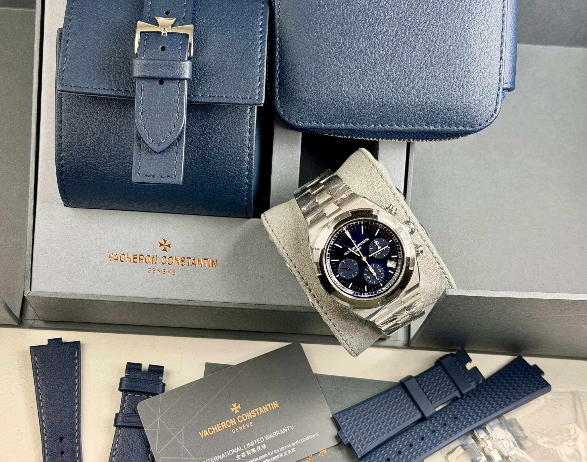May be an image of wrist watch and text that says '65 PaY VACHERON VACHERONCONSTANTIN CONSTANTIN CENENE കக 4 E I L 4 水 CONSTANTIN CONSTANTIN VACHERON RNATIONALLMTEDWARANT GENEVE…