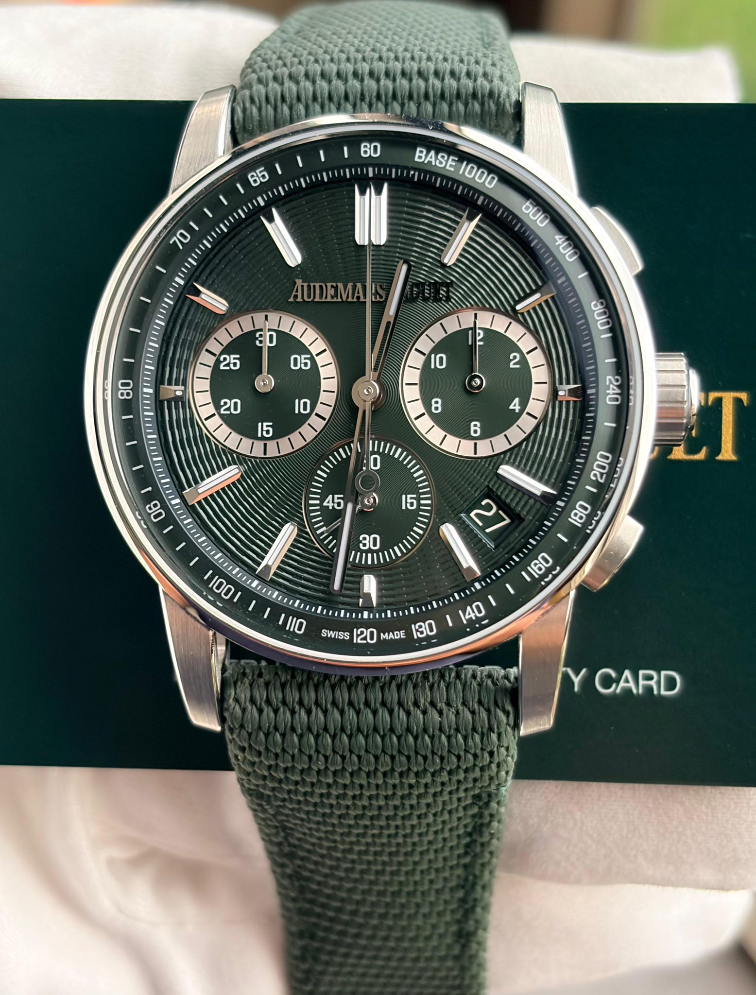 May be an image of wrist watch and text that says '60 65 BASE 1000 70 I buu 40บ AUDEMAN : H) 富 ුර 0 06 45 ဖ) 15 T 30 TIII 200 180 I0 N0 110 SWISS 20 MADE 130 140 14tapm CARD'