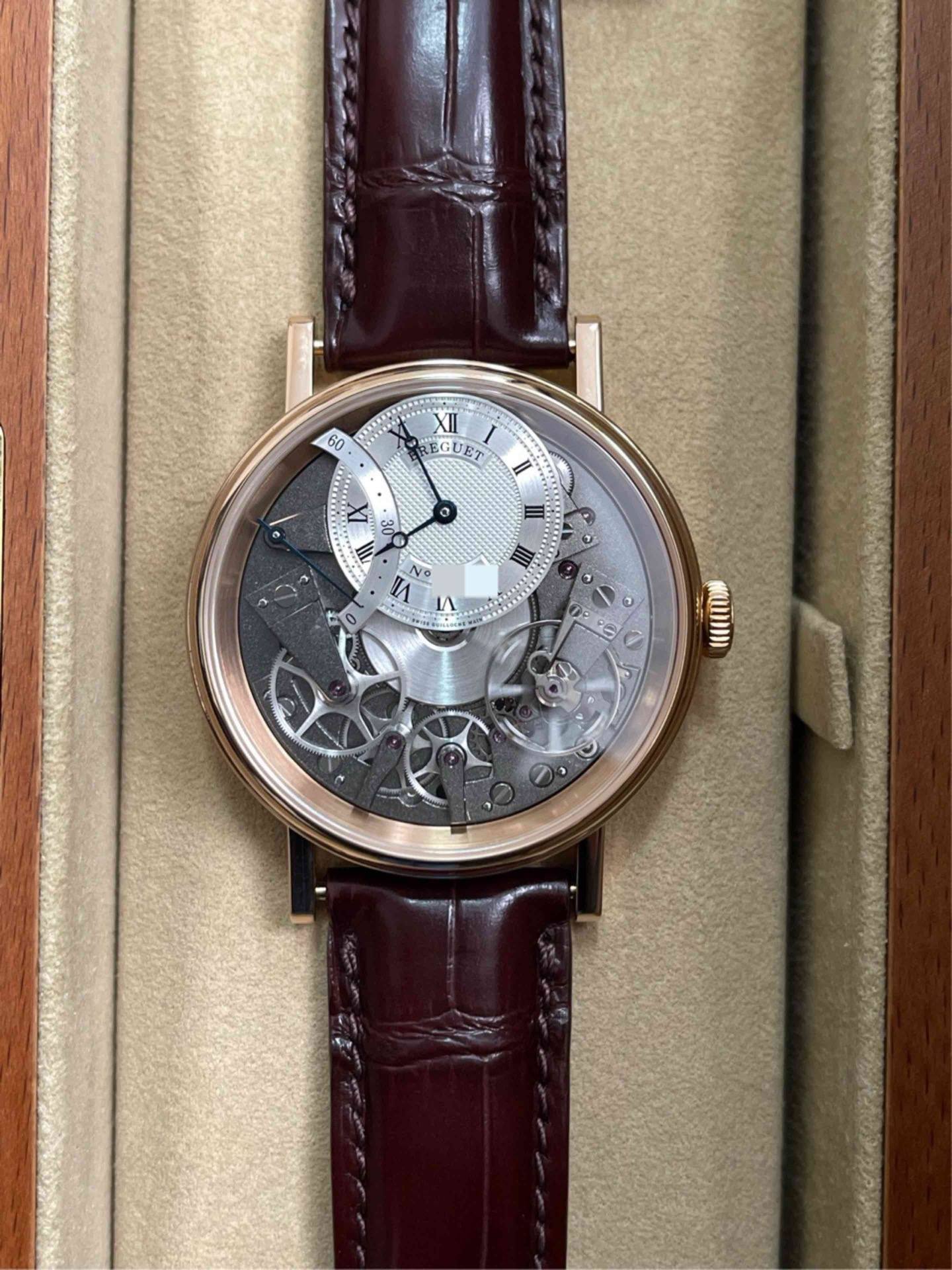 May be an image of wrist watch and text that says '60 XII I EGL EGUET II 30 ن M Vo I IV ده S 6 2 #01DDI)) ٢'