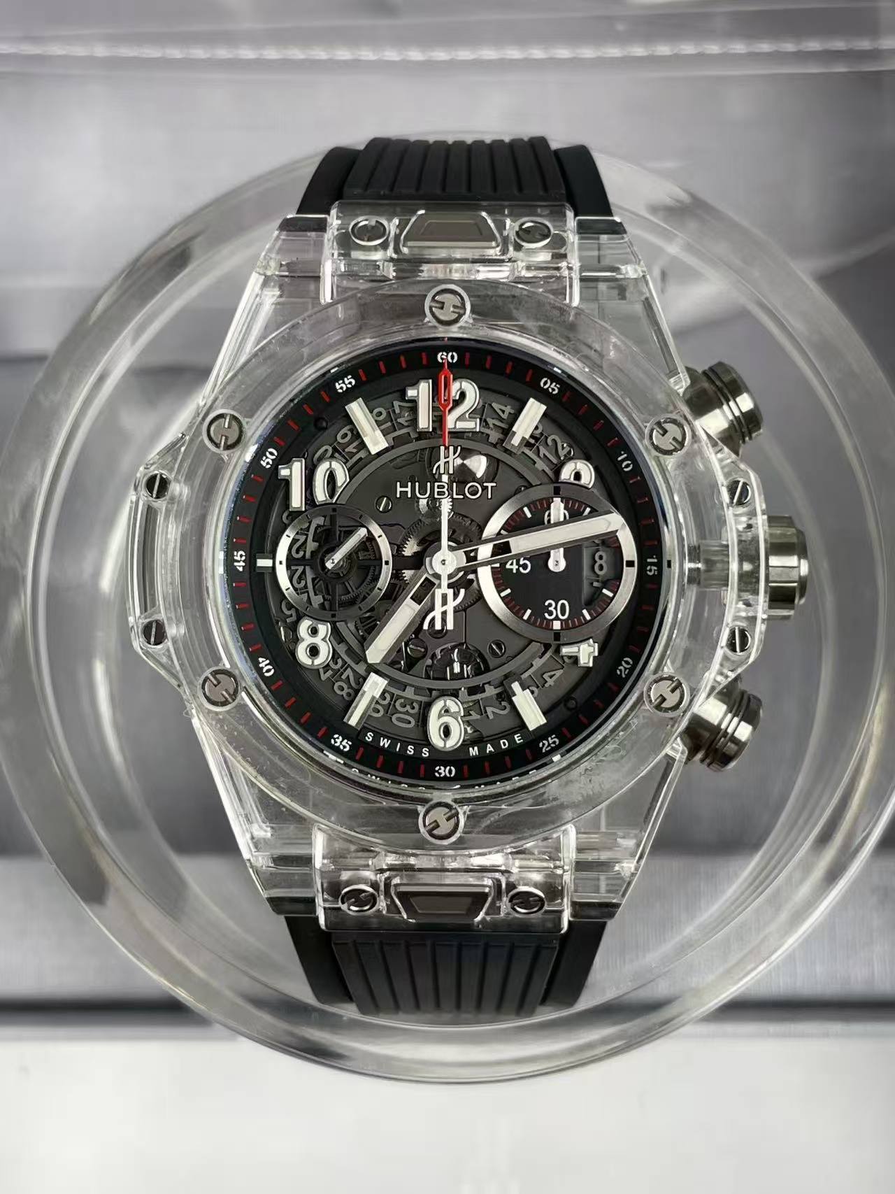 May be an image of wrist watch and text that says '7o 55 GO 12 05 C 50 HUBLOT d 15 30 5 I Pe T 20 C 35 WI 1 5 S WISS S N 30 MADE 25 for'