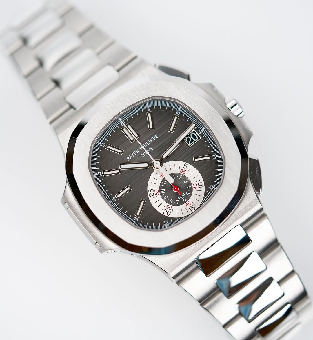 May be an image of wrist watch and text that says '10 ምመመ! 6p LIPPE PATEK ለ1 E GEN 01 50 at 5 5 35 的 10 te 255 N4 1Sa نن ቦኮያ ن ವ 3 n 02 10 ز کر ك O لکام 40'