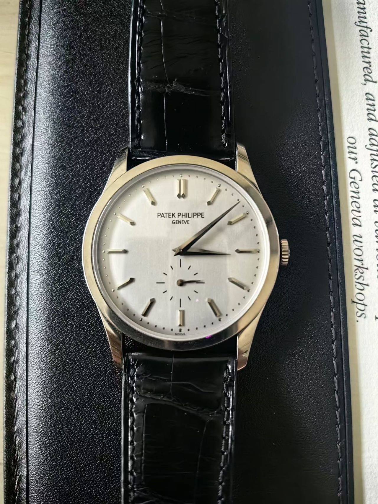 May be an image of wrist watch and text that says 'min a PATEK PHILIPPE PATEKPHILIPPE PPE GENEVE E y and our coneB brtksbol แต)'
