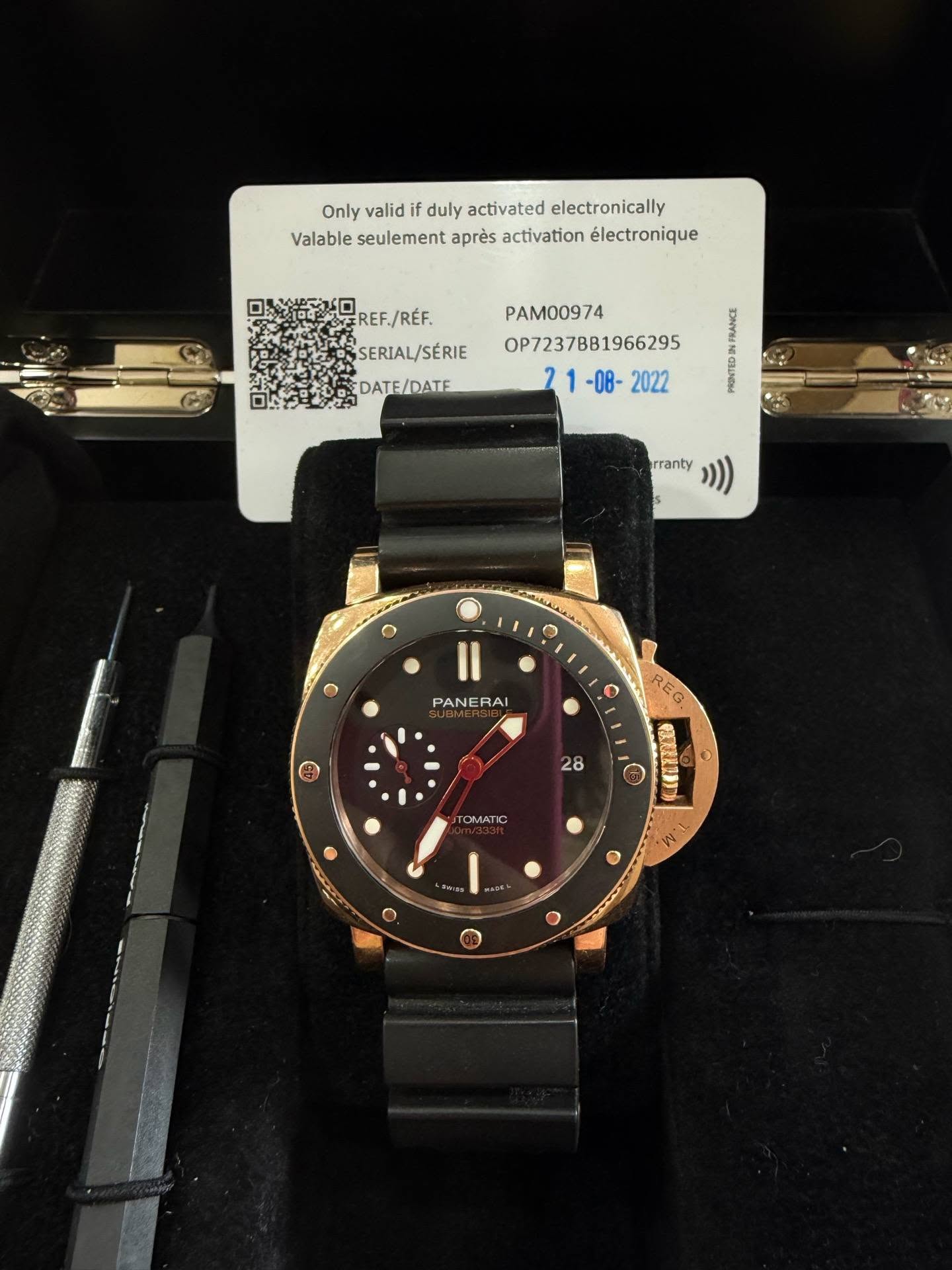 May be an image of wrist watch and text that says 'Onlyvalid Only valid duly activated electronically Valable seulement après activation électronique F./RÉF. SERIAL/SERIE…