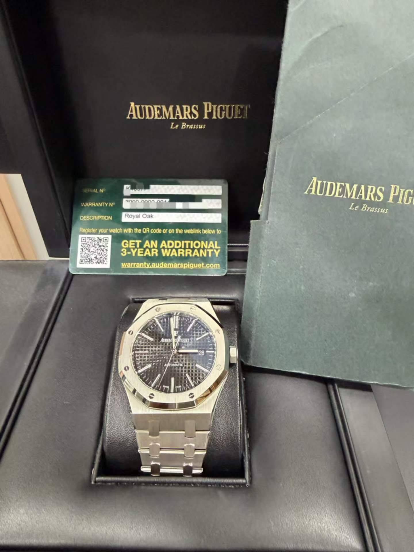 May be an image of wrist watch and text that says 'AUDEMARS PIGU Le Brassus ARRANTY ว00ก000ก000 ባቁጣ DESCRIPTION Royal Oak Register 24A the weblink balow 0 walch vith Min OF OR code…