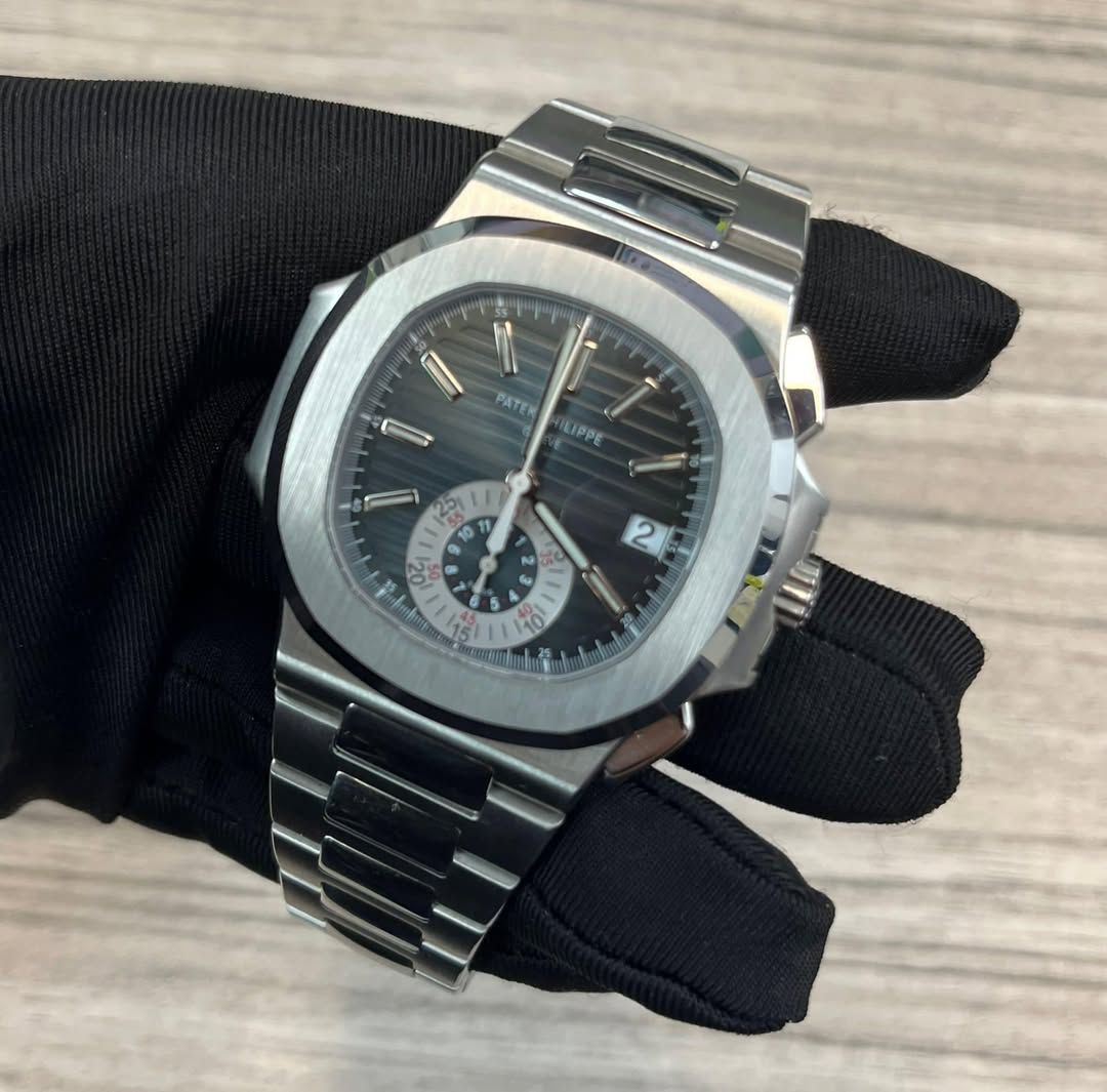 May be an image of wrist watch and text that says '5 PATER LPPE I لنا 이더 39 S 9 3 や 2 D ๐ عد IC 1 Gn S 90 10 / 4 / 15/ 2'