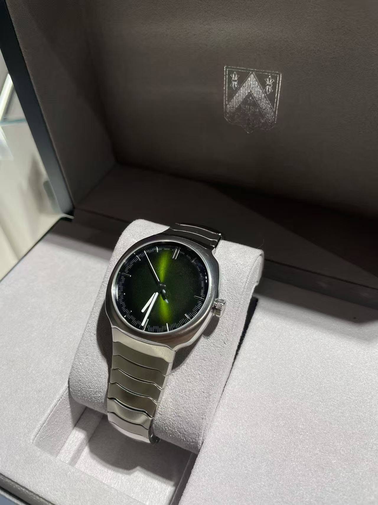 May be an image of digital watch