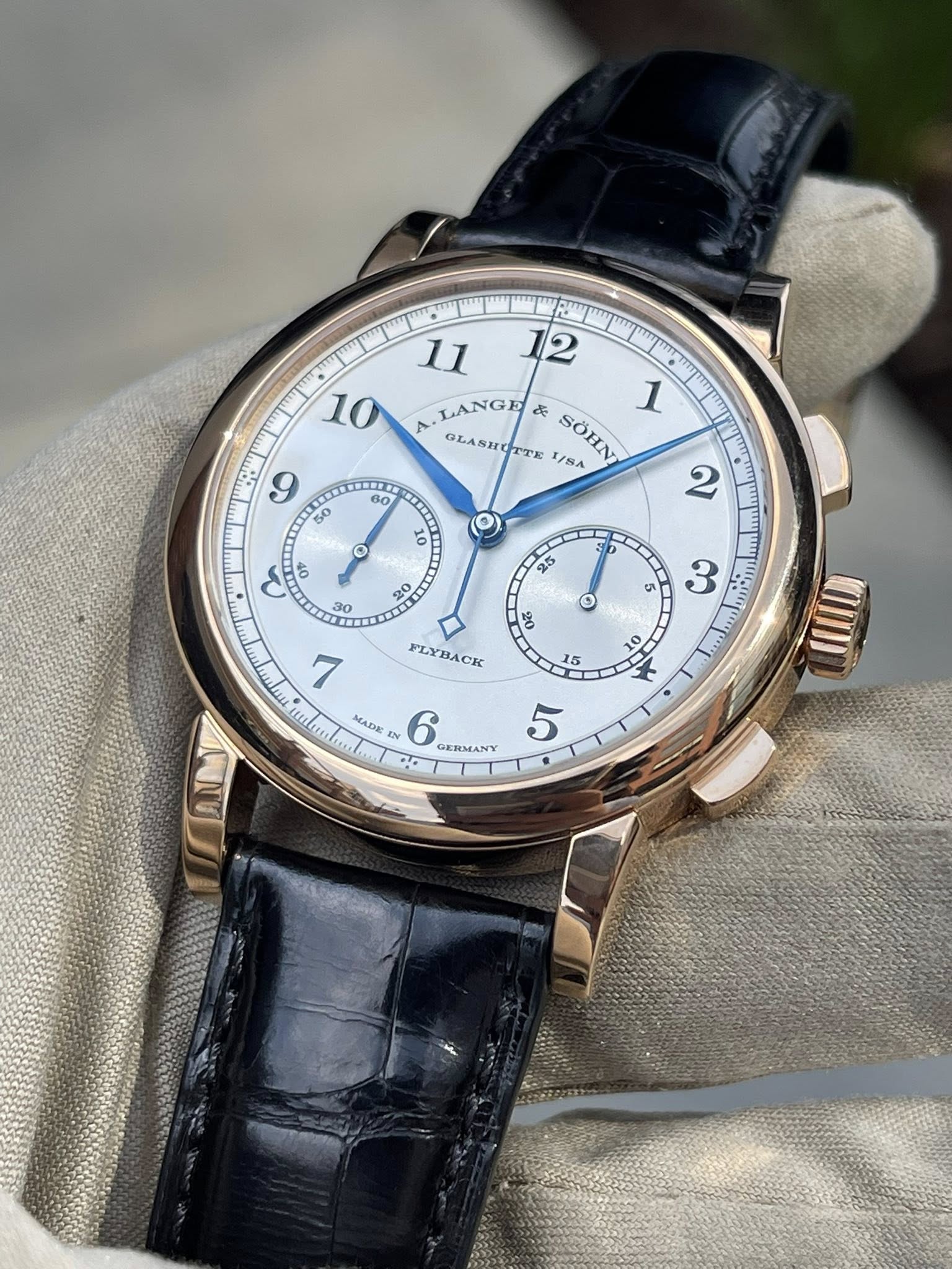 May be an image of wrist watch and text that says '12 10 11 TANGE& 表 1 GLASHOTTE TTK 1/8A SOHN RE 60 و 50 o 10 عى 6 2 20 O က 8o FLYBACK 7 15 O 1 Y MADA 6 GERMANY 5 O AN'
