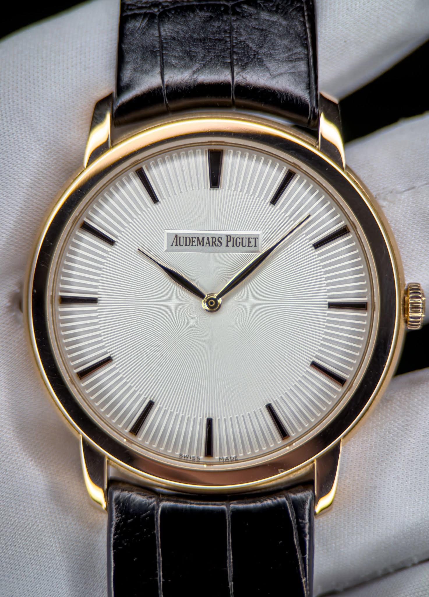 May be an image of wrist watch and text that says '"ំ AUDEMARS PIGUET'